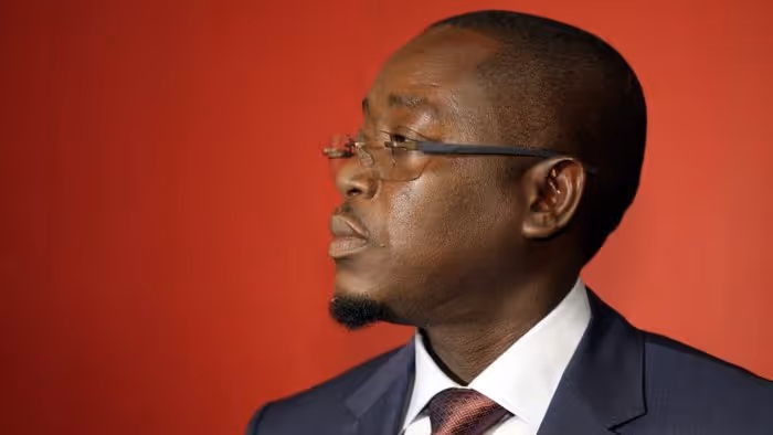 Guiné-Bissau: Paradeiro incerto de um milhão de dólares gera fortes acusações entre Baciro Djá e Mário Vaz