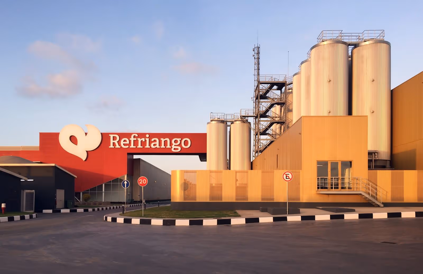 Refriango distinguida entre as empresas mais proeminentes de África