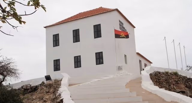 Museu da Escravatura fecha portas ao público para obras