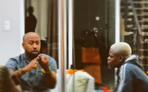 Vuino e Pé de Galo consertam a polémica depois da versão Rap “Cair com Cadeira”