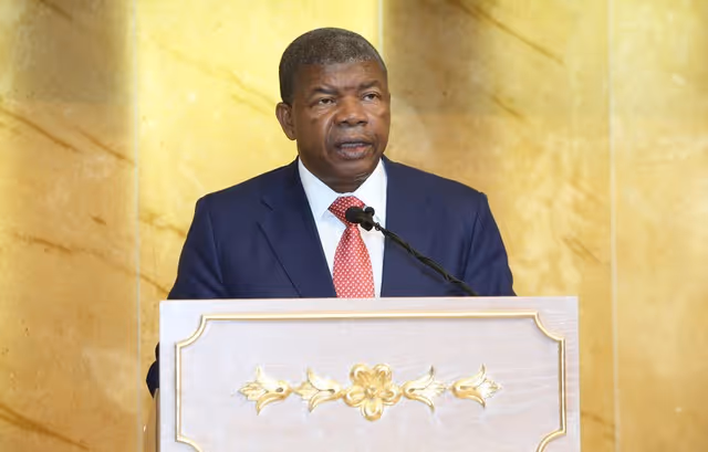 Angola precisa da industrialização para combater o desemprego