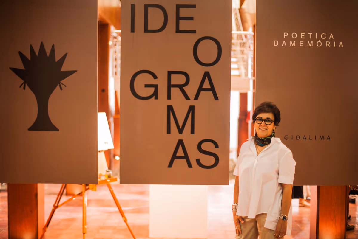 Descubra as “memórias” dos “Ideogramas” de Cida Lima