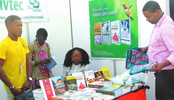 Universidades apresentam baixa produção de livros