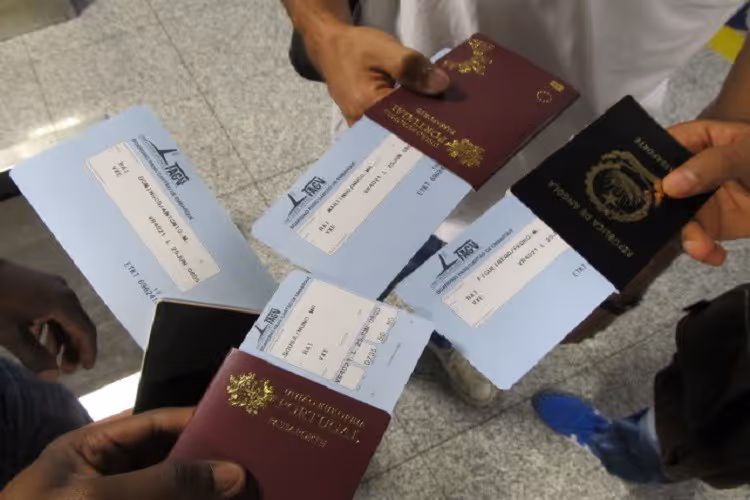 Turistas angolanos têm custo do visto reduzido para os EUA