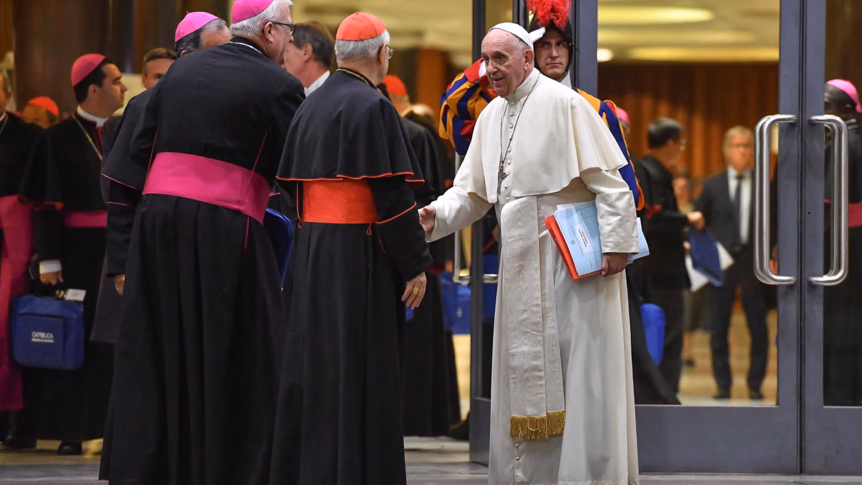 “Aborto é semelhante a contratar assassino para resolver um problema", condena Papa Francisco