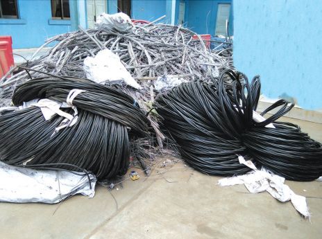 Cidadão da RCA detido por tráfico de cabos eléctricos 