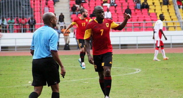 Palancas Negras em contagem decrescente para jogo decisivo diante do Burkina Faso