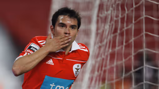 Saviola considera Messi "um dos melhores jogadores da história"    