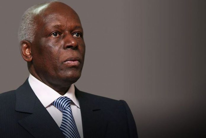José Eduardo dos Santos afirma que deixou mais de 15 mil milhões de dólares nas contas do BNA