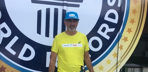 Delta Q patrocina novo Record Mundial em Esteira em Angola