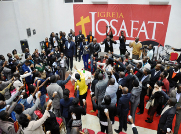 Igreja Mundial, JOSAFAT e Visão Cristã entre as que vão ser encerradas no Huambo