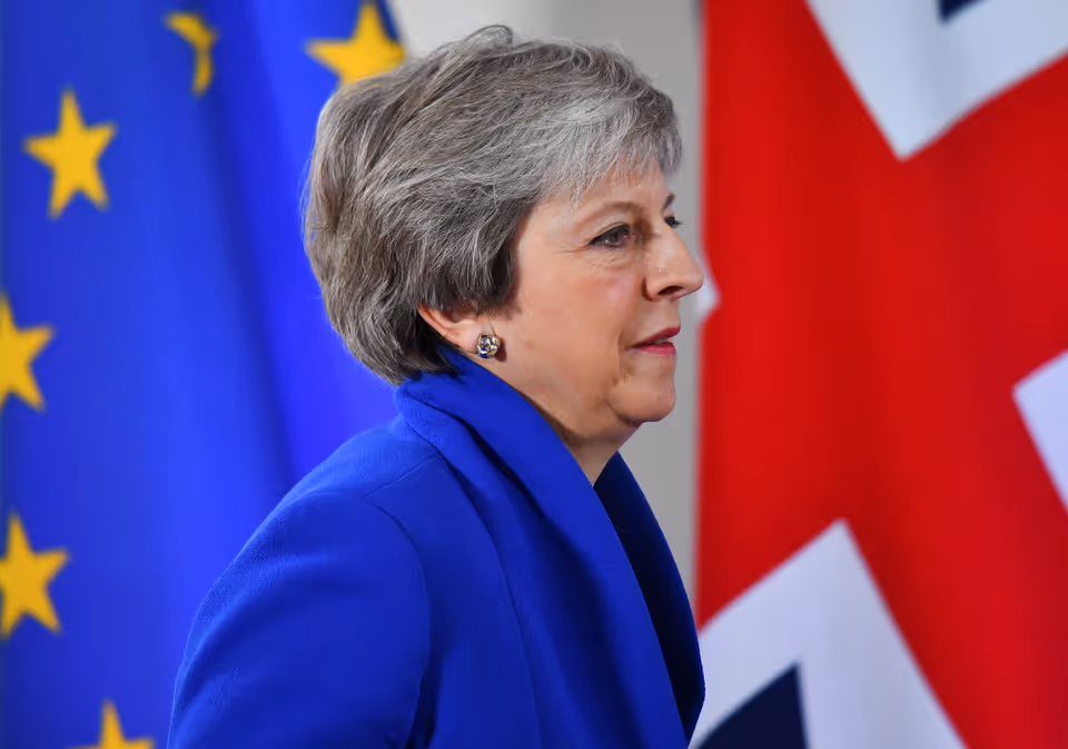  Theresa May não afasta a possibilidade de Reino Unido sair da UE sem acordo