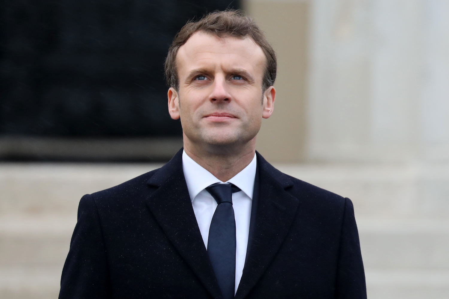 Emmanuel Macron anuncia aumento de 100 euros no salário mínimo a partir de Janeiro de 2019
