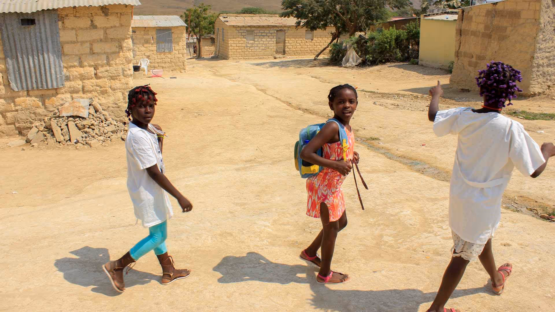  Angola lança campanha para incentivar o registo de nascimento de crianças