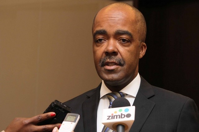 Descobertos 16 falsos licenciados na Saúde