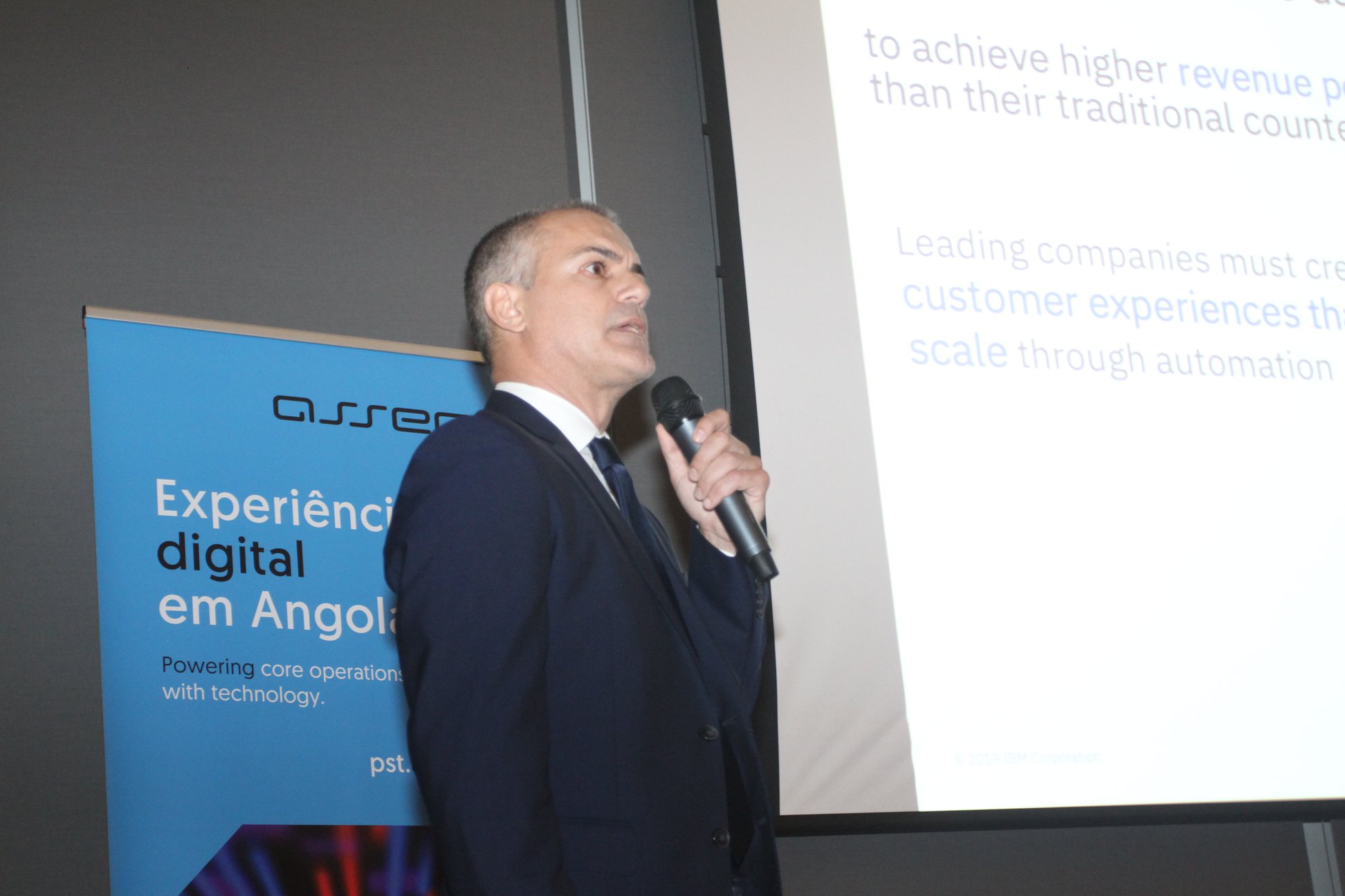 Quadros da banca debatem sobre os desafios da transformação digital