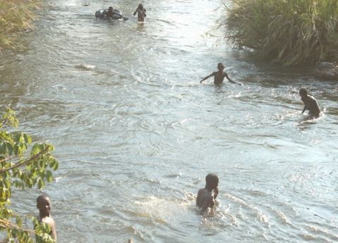 Morrem gémeas afogadas no rio Cuporolo