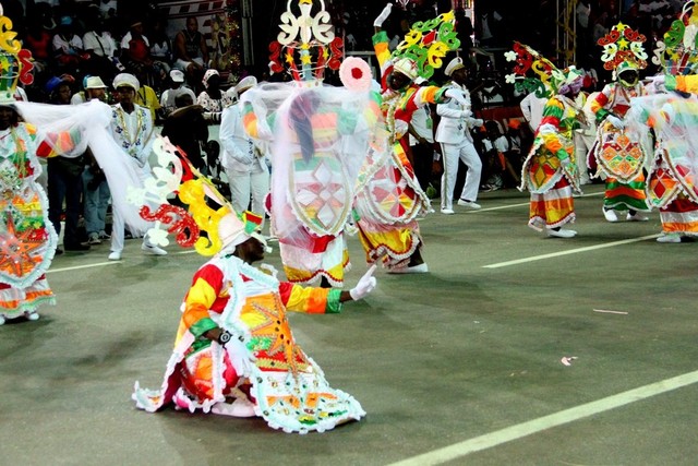 Lobito: Participação de grupos ao Carnaval condicionada pela falta de patrocínio