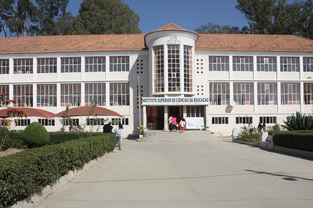 Huíla: ISCED vai ter museu natural graças à cooperação com Portugal