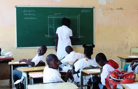 Novos professores exortados a terem seriedade no desempenho das suas funções