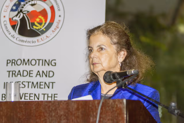 Nina Maria Fite efectua visita de trabalho ao sul de Angola