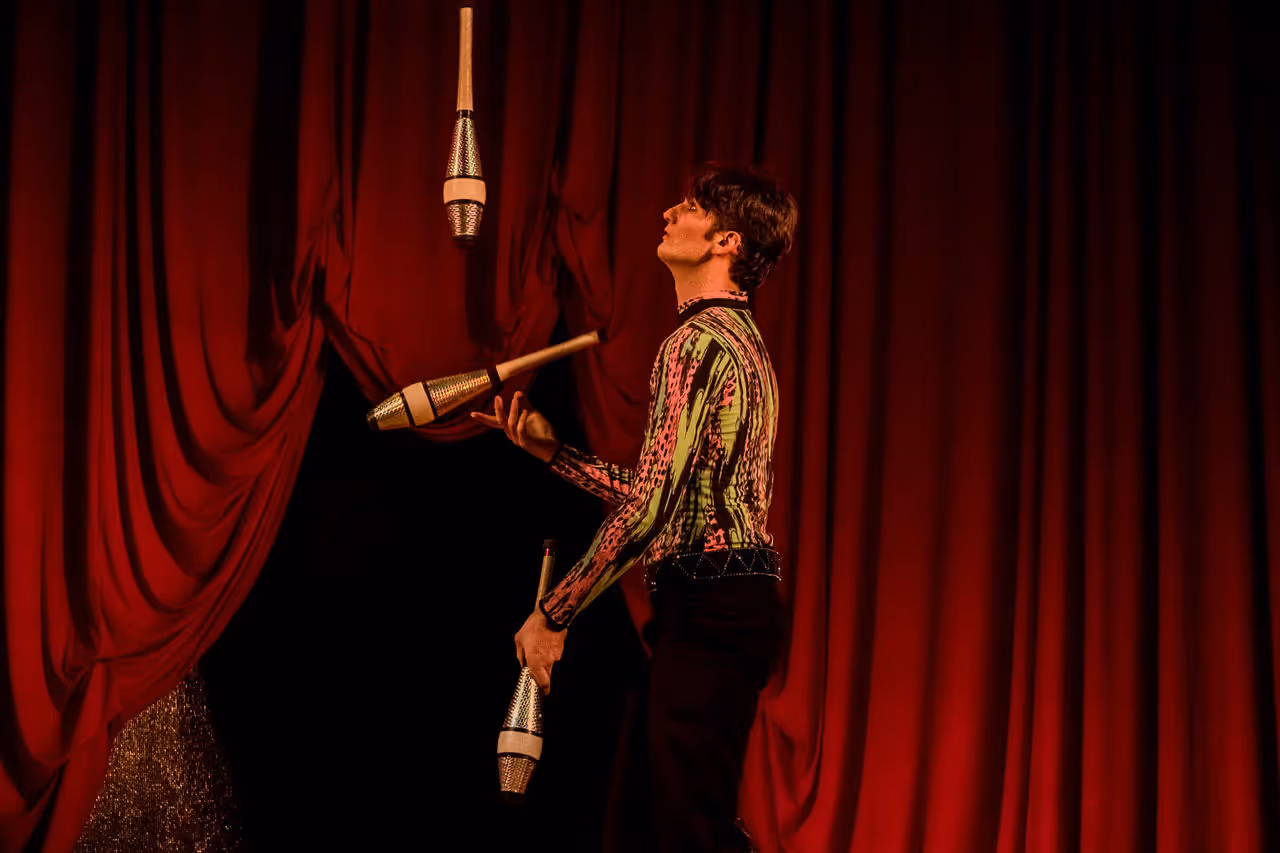 Companhia apresenta espectáculo de circo em Luanda