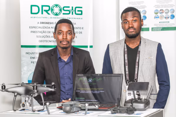 Actuar com drones para ajudar a estimular a agricultura