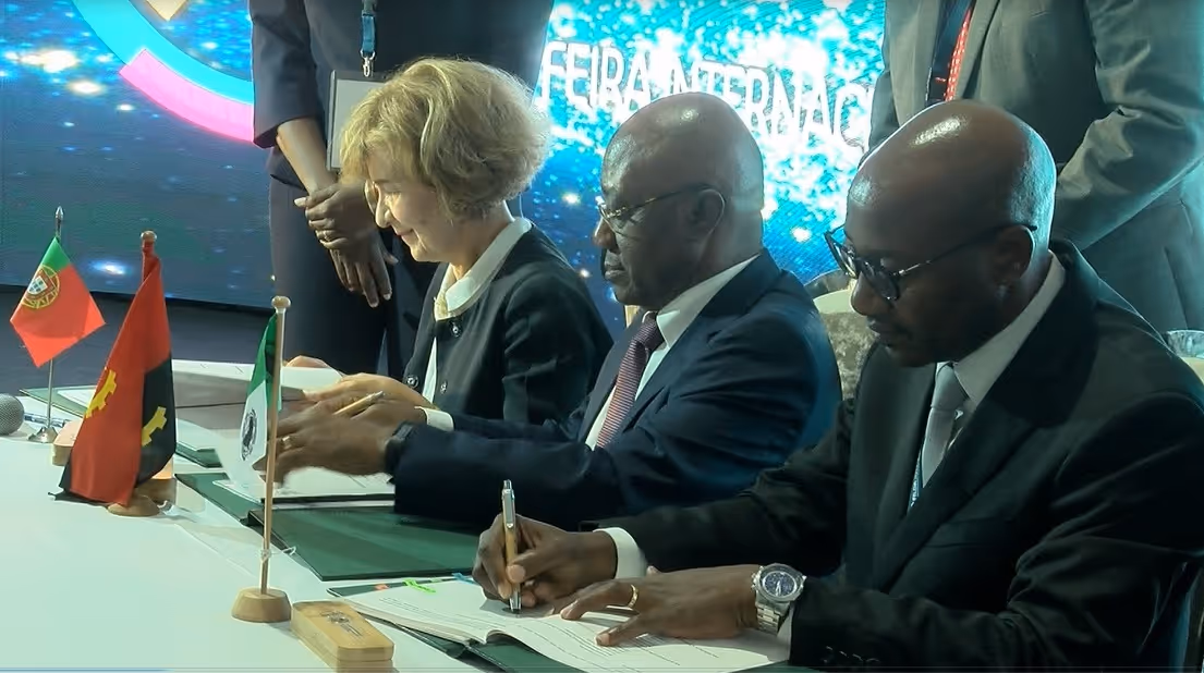 Angola assina “Compacto Lusófono”  com financiamento máximo de 1 milhão de dólares