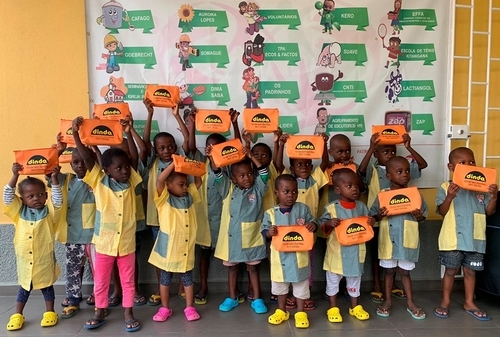 DINDA faz doação de bens diversos ao lar Kuzola