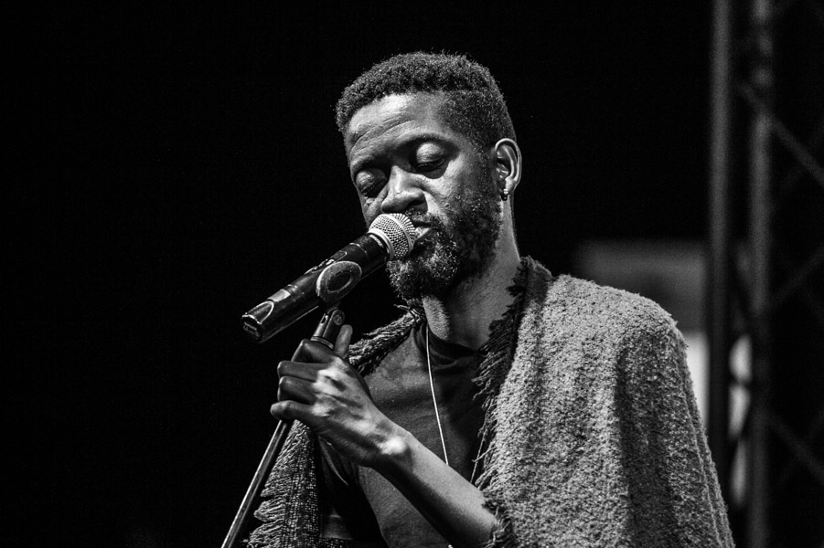 “Diversidade cultural aqui não existe”, observa A´mosi Just a Label 