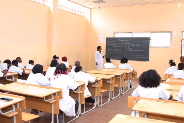 Bié: Alunos beneficiam de registo gratuito desde Setembro