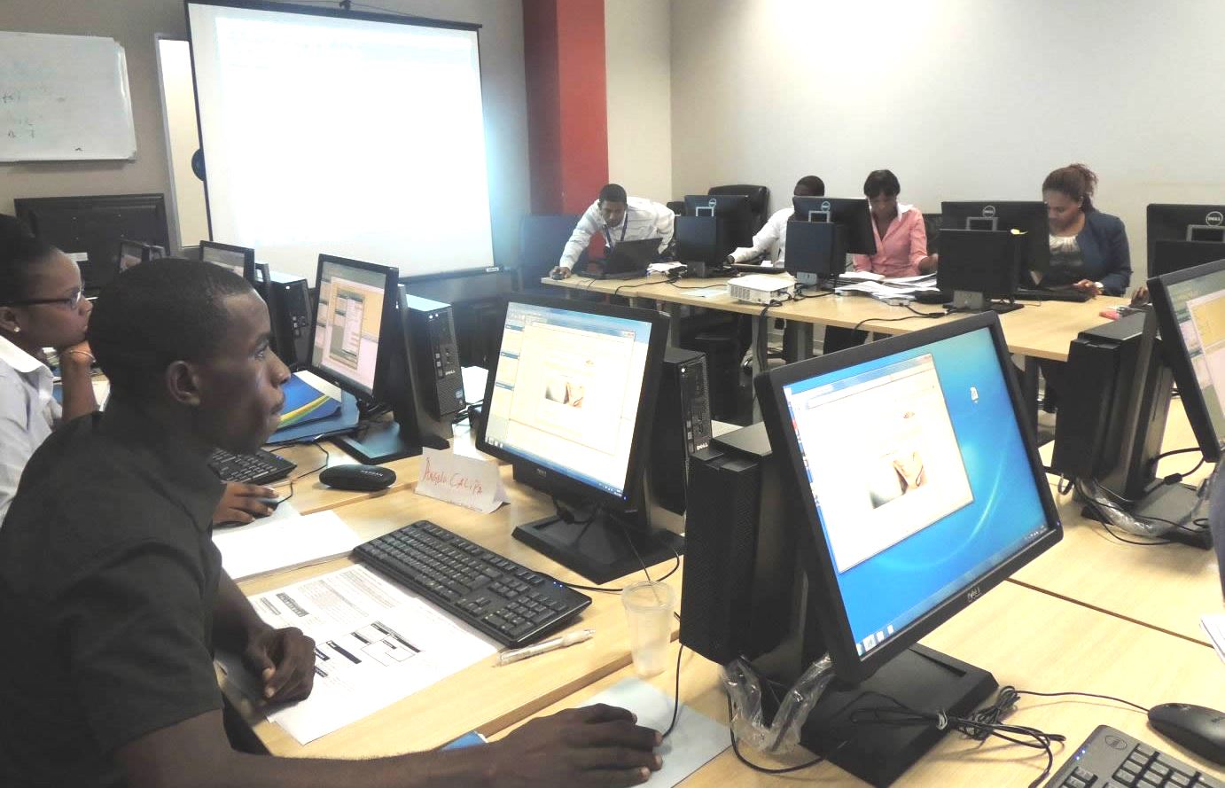 MultiChoice: Centro de Contacto Digital de Joanesburgo migra para Luanda 