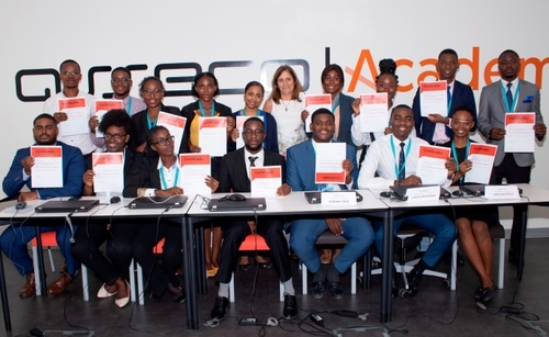 Asseco vai formar novos especialistas para a banca e cursos têm taxa de empregabilidade superior a 95%