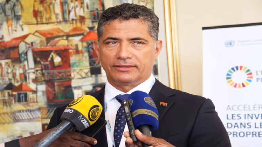Governo anuncia instalação de 300 megawatts de energia solar no país