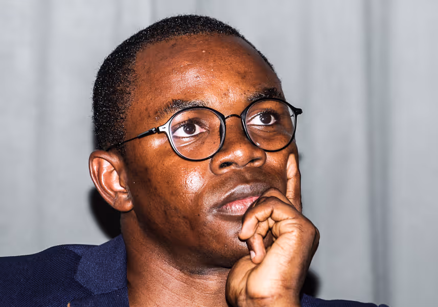 “Angola não é um país rico”, afirmou Yuri Quixina