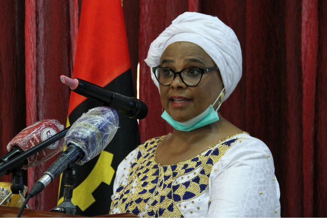 Carolina Cerqueira requer coesão e espírito de equipa