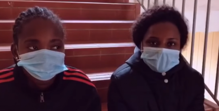 Estudantes na China: Encarregados de educação solicitam reforço do apoio financeiro