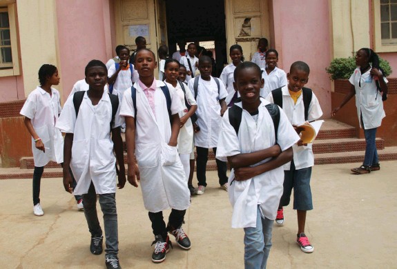 SADC: Estados-Membros que tencionam reabrir escolas devem estabelecer requisitos mínimos