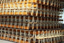 Lubango com necessidade de 10 mil carteiras escolares