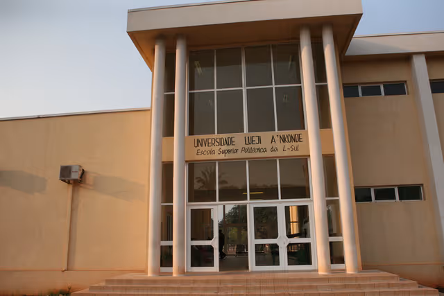 Institutos superiores na Lunda Sul preparam-se para o reinício das aulas
