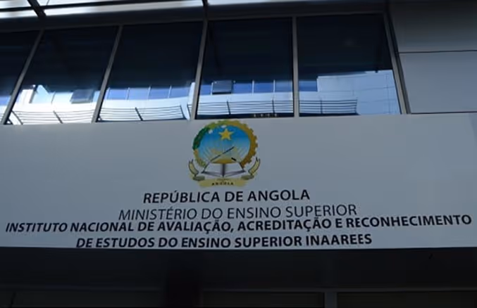 INAAREES lança ferramenta de reconhecimento de diplomas