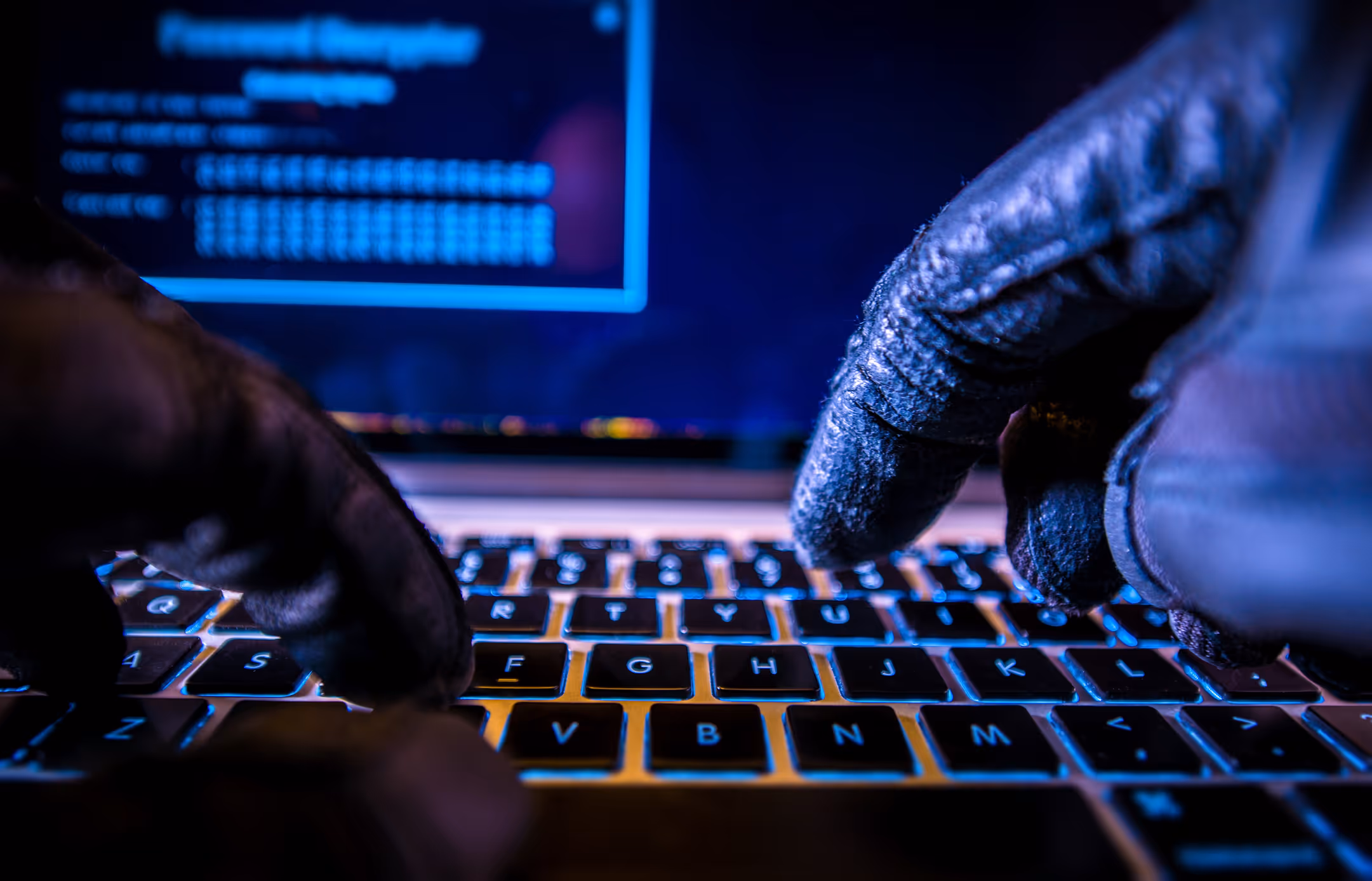 E-mails são a fonte de 77% dos ataques cibernéticos em Angola 
