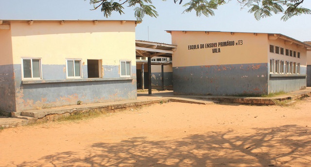 Meliantes vandalizam escola no Luena e embaraçam condições para o reinício das aulas