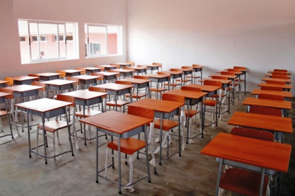 Governo defende aumento das semanas lectivas