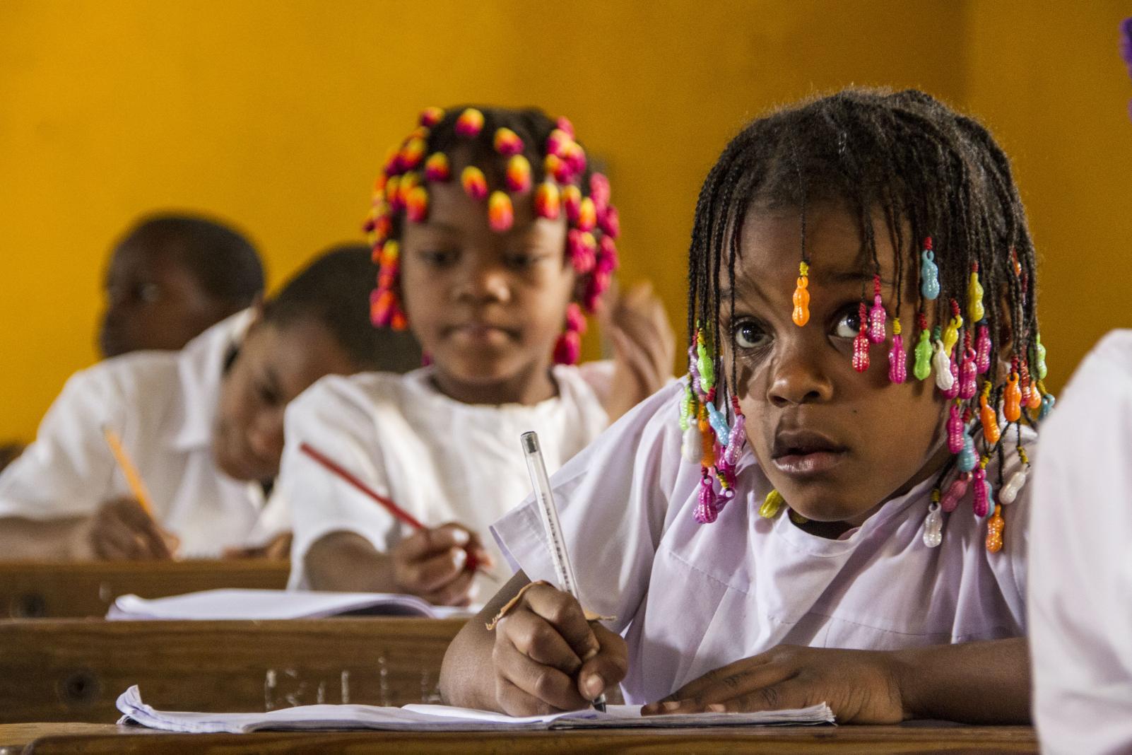 Campanha fiscaliza condições das escolas no regresso às aulas