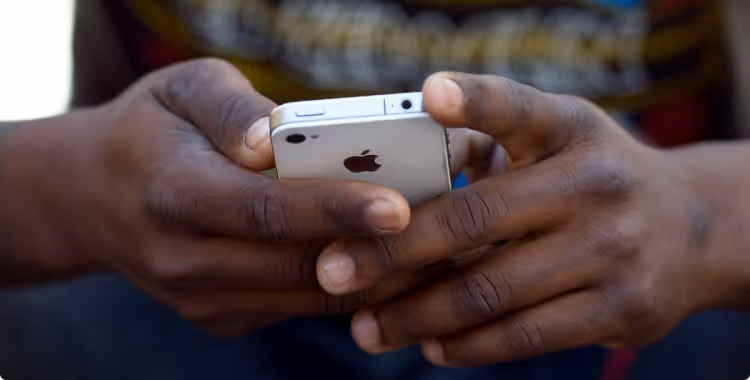 Projecto SMS Jovem pretende pôr os jovens a participar na vida pública do país