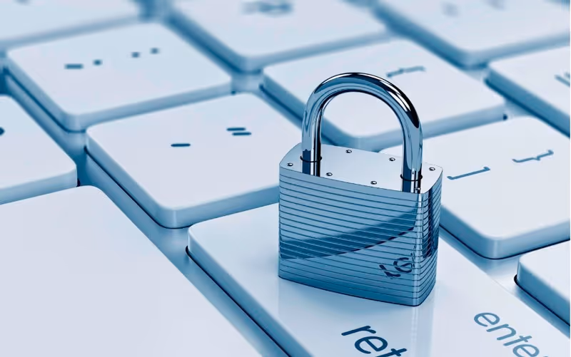 A maka da protecção da privacidade digital 
