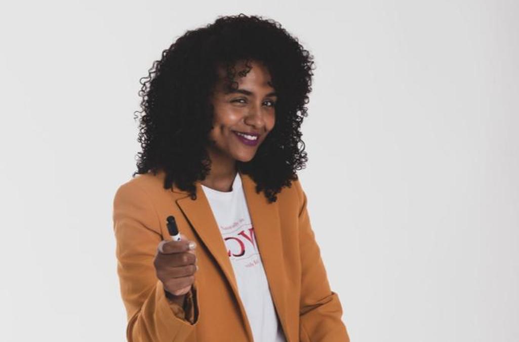 Terceira fase da formação de inglês com Mel da Silva começa em Abril