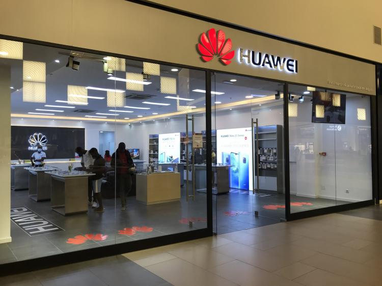 Vendas da Huawei crescem 3,8% em 2020