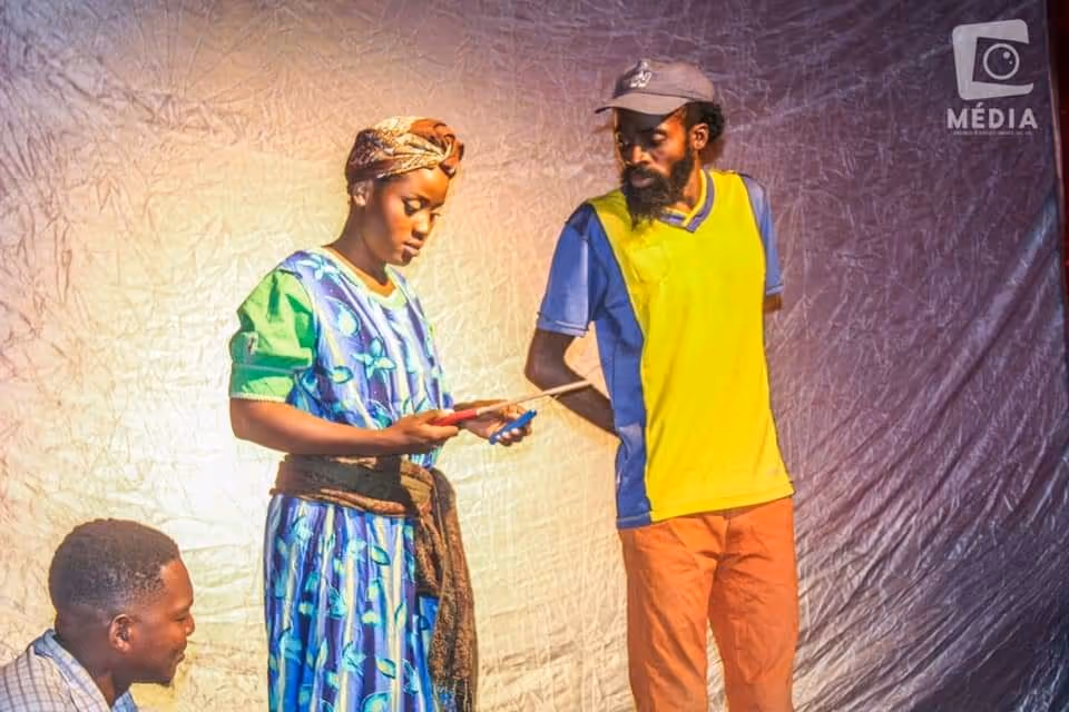 Jovens da Mulemba apresentam “Óbito de Aluguer” na Fundação Arte e Cultura